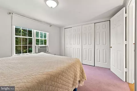 Bedroom - 2419 Quebec School Rd, Middletown, MD 21769 photo 8 of 10