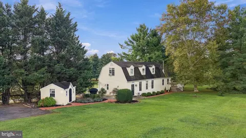 Exterior - 2419 Quebec School Rd, Middletown, MD 21769 photo 2 of 12