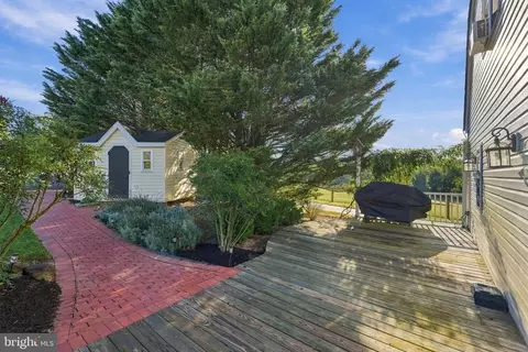 Exterior - 2419 Quebec School Rd, Middletown, MD 21769 photo 7 of 12