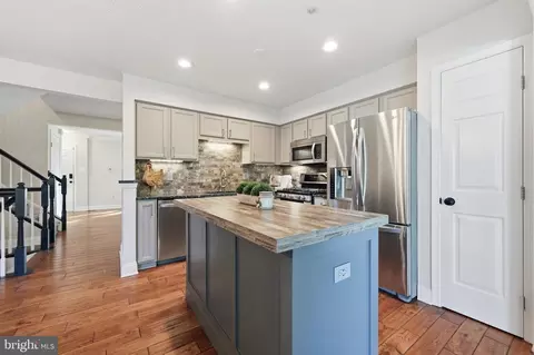 Kitchen - 1615 Coopers Way, Frederick, MD 21701 photo 2 of 4