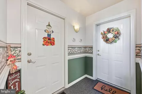 Entry Way - 594 Cawley Dr #2A, Frederick, MD 21703 photo 3 of 7