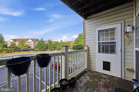 Exterior - 594 Cawley Dr #2A, Frederick, MD 21703 photo 3 of 9