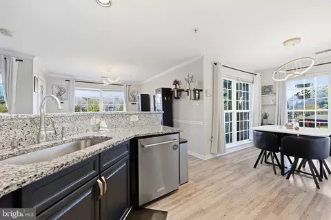 Kitchen - 594 Cawley Dr #2A, Frederick, MD 21703 photo 4 of 6