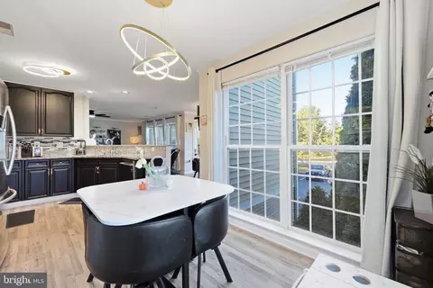 Dining - 594 Cawley Dr #2A, Frederick, MD 21703 photo 5 of 5