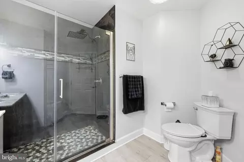 Bath - 594 Cawley Dr #2A, Frederick, MD 21703 photo 3 of 5