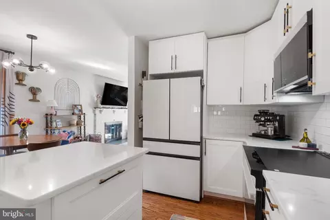 Kitchen - 407 Biggs Ave, Frederick, MD 21702 photo 4 of 4