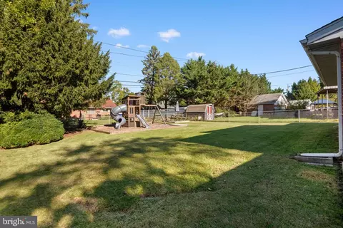 Exterior - 407 Biggs Ave, Frederick, MD 21702 photo 7 of 9