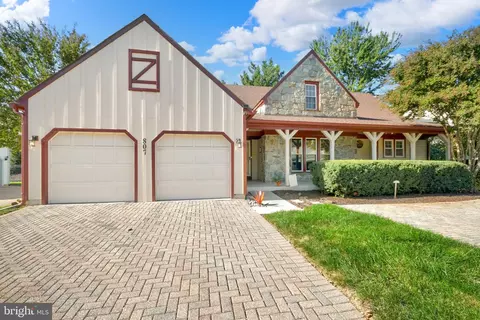 Exterior - 807 Dunbrooke Ct, Frederick, MD 21701 photo 2 of 10