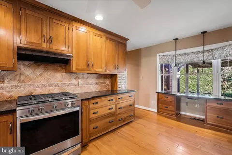 Kitchen - 8101 Sundown Ln, Frederick, MD 21702 photo 2 of 2