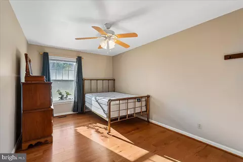 Bedroom - 8101 Sundown Ln, Frederick, MD 21702 photo 3 of 3