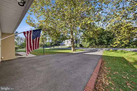 Exterior - 6313 Jefferson Blvd, Frederick, MD 21703 photo 6 of 13