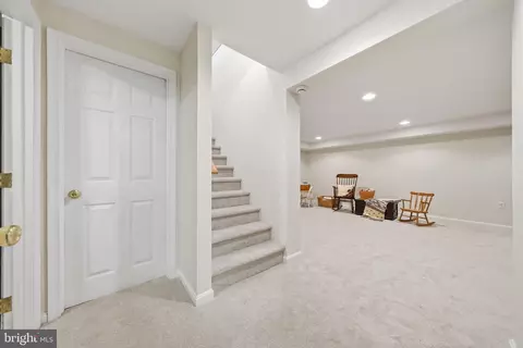 Entry Way - 6313 Jefferson Blvd, Frederick, MD 21703 photo 6 of 6