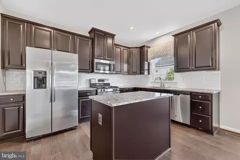 Kitchen - 2007 Quandary Dr, Frederick, MD 21702 photo 2 of 2