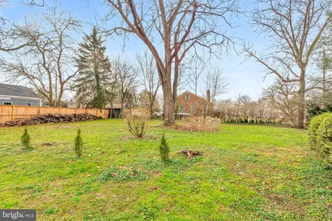 636 Schley Ave, Frederick, MD 21702 photo 2