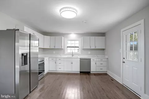 Kitchen - 6665 Mount Phillip Rd, Frederick, MD 21703 photo 3 of 3