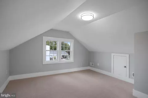 Bedroom - 6665 Mount Phillip Rd, Frederick, MD 21703 photo 4 of 6
