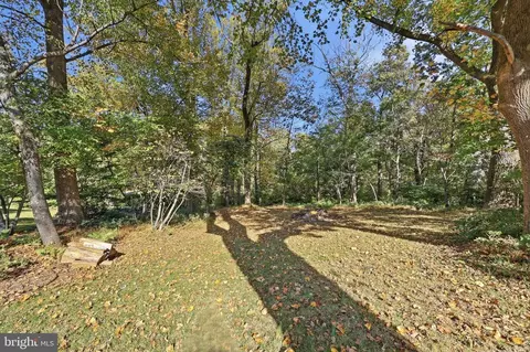 Exterior - 5009 Camelback Ln, Frederick, MD 21703 photo 14 of 15