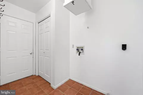Entry Way - 5009 Camelback Ln, Frederick, MD 21703 photo 2 of 4