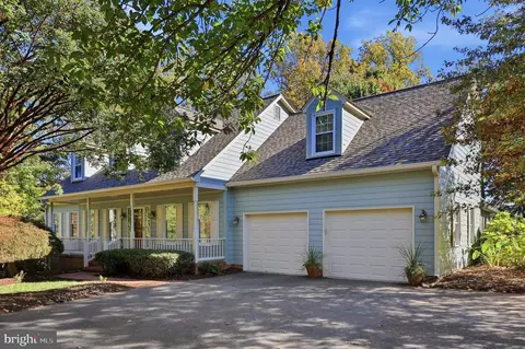 Exterior - 5009 Camelback Ln, Frederick, MD 21703 photo 12 of 15