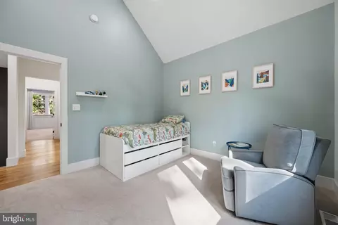 Bedroom - 4833 Reels Mill Rd, Frederick, MD 21704 photo 9 of 10