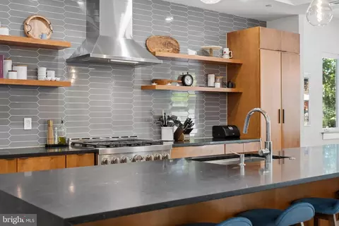 Kitchen - 4833 Reels Mill Rd, Frederick, MD 21704 photo 5 of 14
