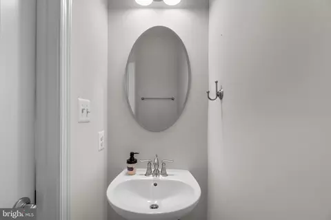 Entry Way - 4792 Hiteshow Dr, Frederick, MD 21703 photo 6 of 10