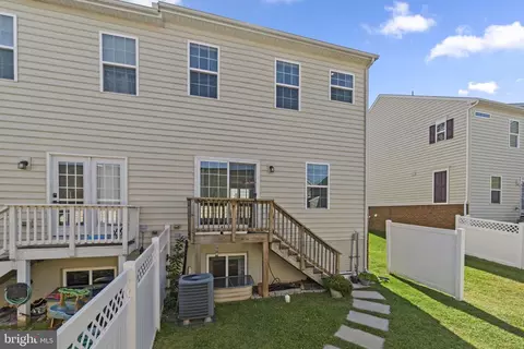 Exterior - 4792 Hiteshow Dr, Frederick, MD 21703 photo 4 of 8