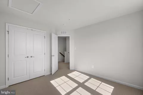 Entry Way - 4792 Hiteshow Dr, Frederick, MD 21703 photo 7 of 10