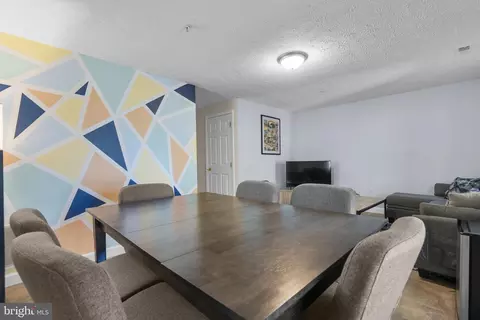 Dining - 6108 Pine Crest Ln, Frederick, MD 21701 photo 6 of 6