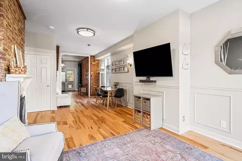 Entry Way - 207 Center St, Frederick, MD 21701 photo 1 of 6