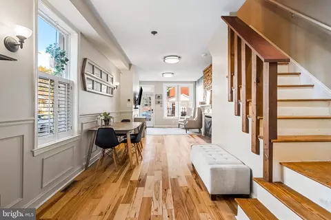 Entry Way - 207 Center St, Frederick, MD 21701 photo 4 of 6