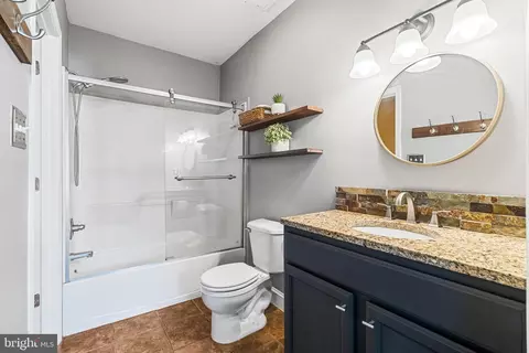 Bath - 207 Center St, Frederick, MD 21701 photo 1 of 3