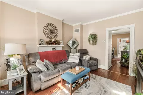 Entry Way - 201 W 5th St, Frederick, MD 21701 photo 1 of 3