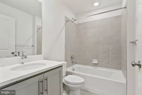 Entry Way - 235 Monroe Ave, Frederick, MD 21701 photo 13 of 17
