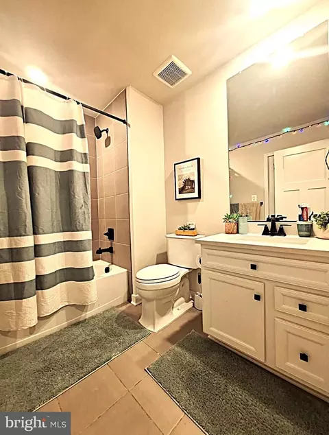 Bath - Undisclosed, Frederick, MD 21704 photo 5 of 5