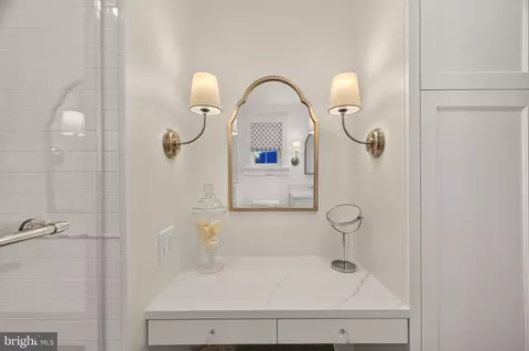 Bath - 501 Fleming Ave, Frederick, MD 21701 photo 3 of 5