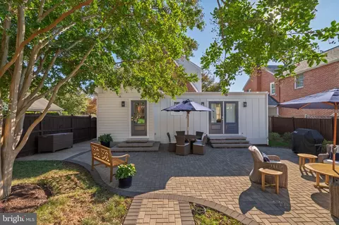 Exterior - 501 Fleming Ave, Frederick, MD 21701 photo 5 of 15