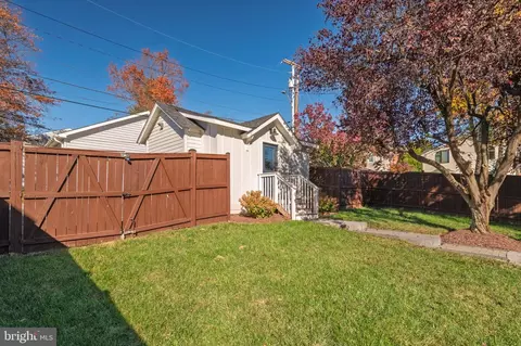 Exterior - 501 Fleming Ave, Frederick, MD 21701 photo 4 of 15
