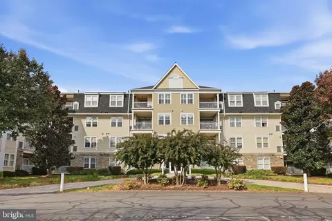 2520 Waterside Dr #116, Frederick, MD 21701
