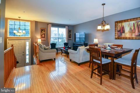 6602 Duncan Pl, Frederick, MD 21703 photo 4