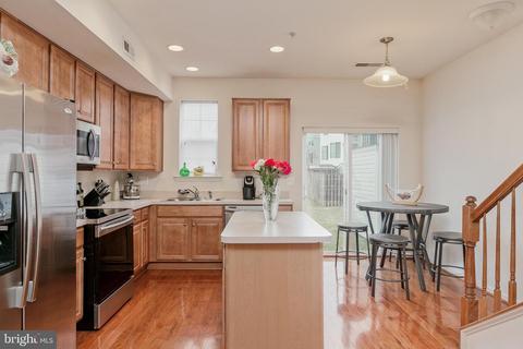 642 Tivoli Rd, Frederick, MD 21703 photo 5