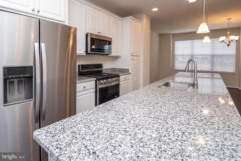 6237 Posey St Frederick Md 21703 28 Photos Mls Mdfr233782