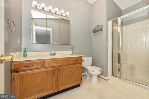 2232 Wetherburne Way, Frederick, MD 21702 photo 4