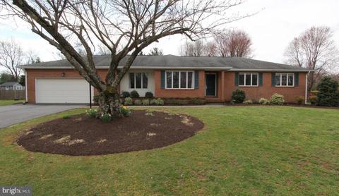8102 Overlook Ct, Frederick, MD 21702 photo 2