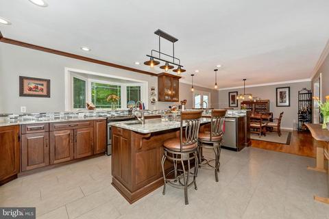 7314 Brookside Dr, Frederick, MD 21702 photo 8