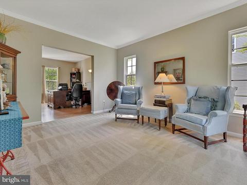 6405 Spring Forest Rd, Frederick, MD 21701 photo 4