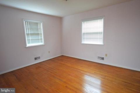 930 Cherokee Trl, Frederick, MD 21701 photo 4