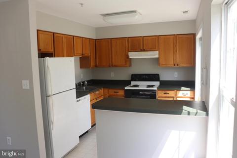 101 Whitestone Way, Frederick, MD 21702 photo 2