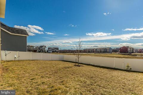 1108 Lakin Dr, Frederick, MD 21702 photo 12