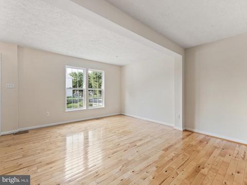 1627 Coopers Way, Frederick, MD 21701 photo 4